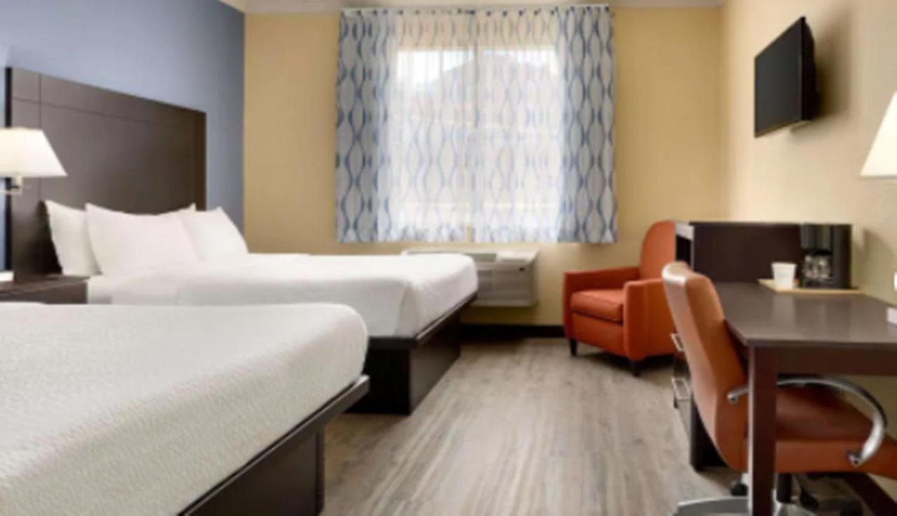 Days Inn & Suites By Wyndham Dfw Airport South-Euless Exterior photo